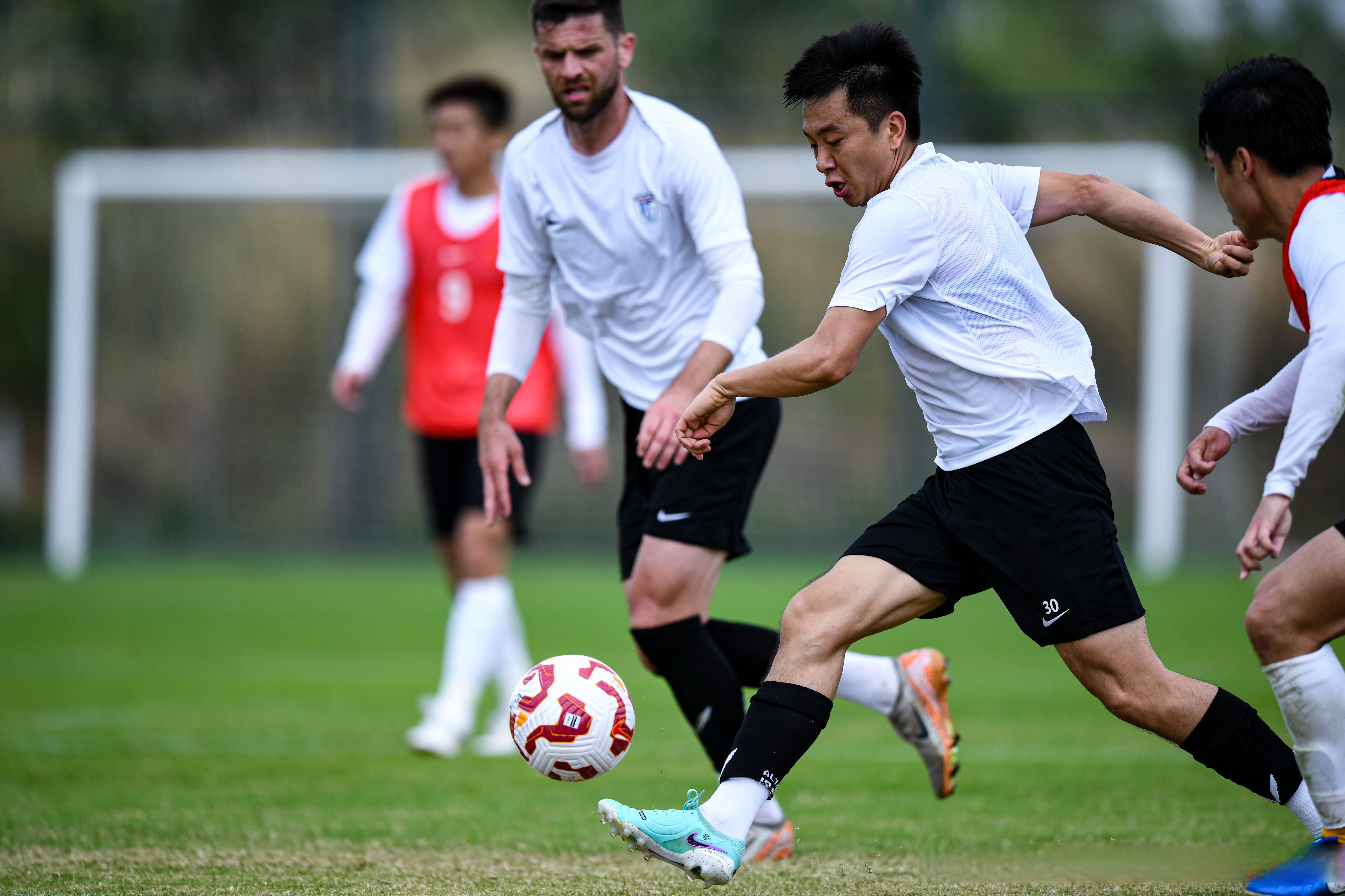 太阳关键时刻失误不断，球队憾负对手，影响登录其实数据.-九游正版